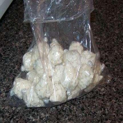 how to buy cocaine