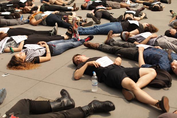 how many darknet markets are there